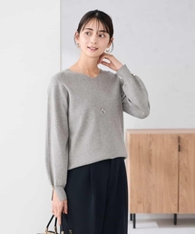 【WEB限定】Vネックパフスリーブニット