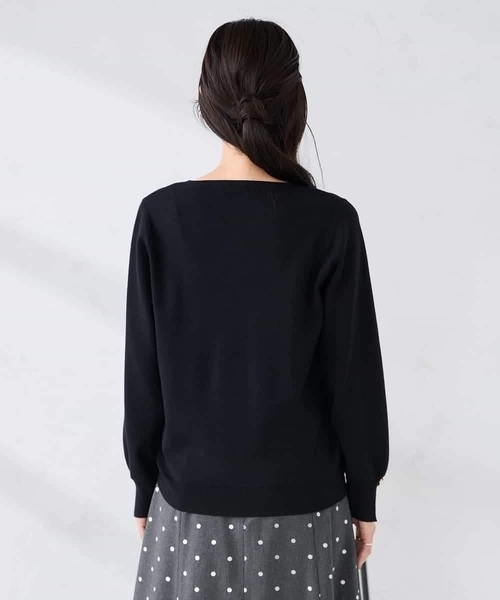 a.v.v（アーヴェヴェ）の「【WEB限定】Vネックパフスリーブニット（ニット/セーター・レディース・ライラック/アイボリー/ブラック/ブルー/グレー/ピンク・36/38/40/42）」の12枚目の写真