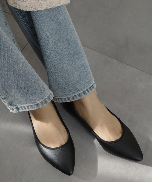 AmiAmi（アミアミ）の「【まいにちバレエ】リボンレスバレエシューズ（バレエシューズ・レディース・シルバー系その他/ベージュ系その他/ブラック/ブラック系その他・36/40/39/38/37）」の2枚目の写真