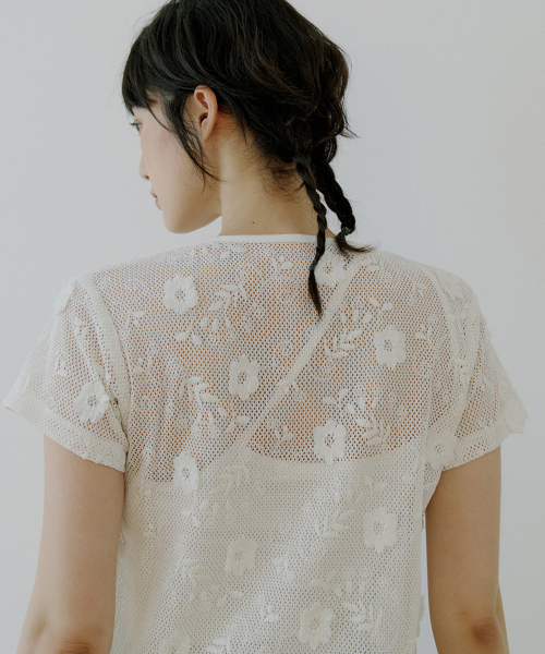 REORG(リオルグ)の「WOI FLORAL CARDIGAN IVORY(カーディガン/ボレロ・レディース・その他・SMALL/MEDIUM)」の3枚目の写真