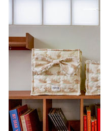 LICO HOUSE（リコハウス）の「正方形レースリボンバスケットベージュ（インテリア雑貨）」