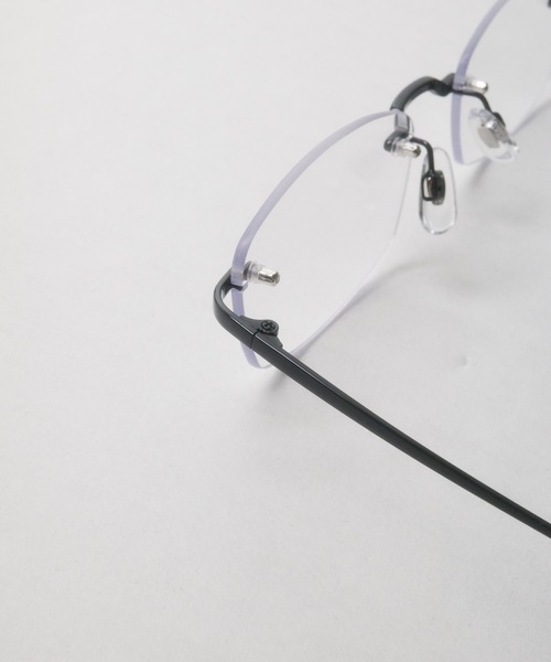 B.I.D.(ビーアイディー)の「《スクエアリムレス カラーレンズサングラス》(サングラス・メンズ・クリア/ライトブラウン/ライトグレー/ライトパープル・FREE)」の17枚目の写真