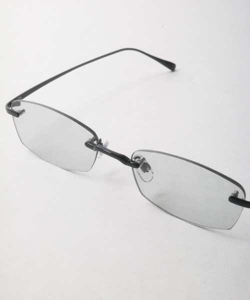 B.I.D.(ビーアイディー)の「《スクエアリムレス カラーレンズサングラス》(サングラス・メンズ・クリア/ライトブラウン/ライトグレー/ライトパープル・FREE)」の14枚目の写真