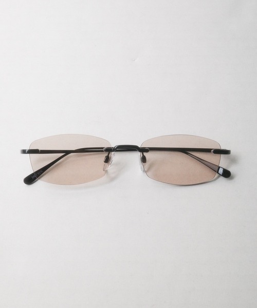 B.I.D.(ビーアイディー)の「《スクエアリムレス カラーレンズサングラス》(サングラス・メンズ・クリア/ライトブラウン/ライトグレー/ライトパープル・FREE)」の20枚目の写真