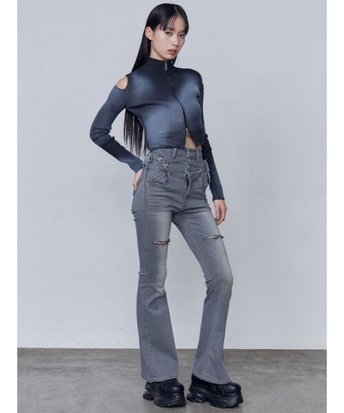 EMODA(エモダ)の「カットウォッシュドプレーティングジップニット(ニット/セーター・レディース・ブラック/ベージュ/ピンク・FREE)」の7枚目の写真