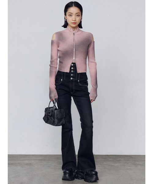 EMODA(エモダ)の「カットウォッシュドプレーティングジップニット(ニット/セーター・レディース・ブラック/ベージュ/ピンク・FREE)」の19枚目の写真