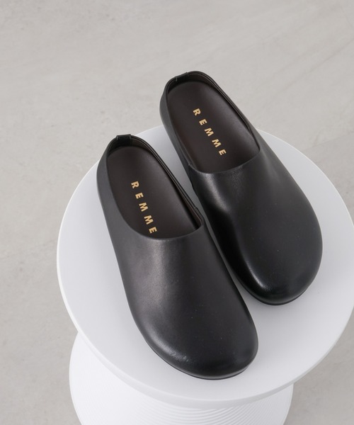 REMME（レメ）の「REMME/シープレザースリッポン（スリッポン・レディース・オフホワイト/ブラック・38/37/36）」の2枚目の写真