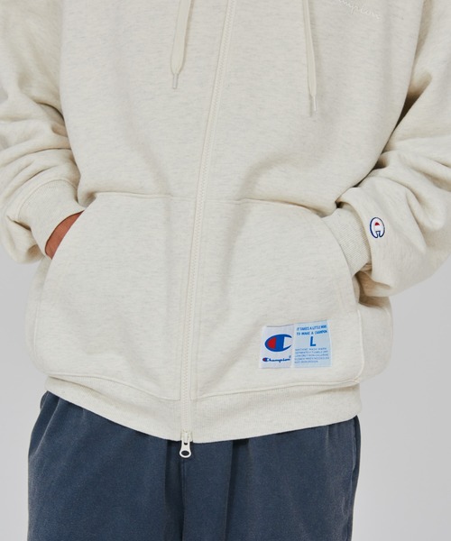 Champion(チャンピオン)の「【Champion/チャンピオン】メンズ アクションスタイル ジップフーデッドスウェットシャツ(パーカー・メンズ・ブラック/グレー/オートミール・MEDIUM/X-LARGE/LARGE)」の21枚目の写真