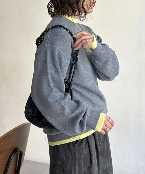 U.S. POLO ASSN.（ユーエスポロアッスン）の「【U.S. POLO ASSN.】配色レイヤークルーニット（ニット/セーター・レディース・ブラウン/ネイビー/アイボリー/チャコールグレー/グレー・SMALL/MEDIUM/LARGE）」の18枚目の写真