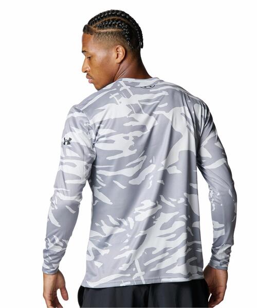 UNDER ARMOUR（アンダーアーマー）の「UAテック ノベルティ ロングスリーブ クルーネック Tシャツ（ベースボール/メンズ）（Tシャツ/カットソー・メンズ・グレー・XL/2XL）」の2枚目の写真
