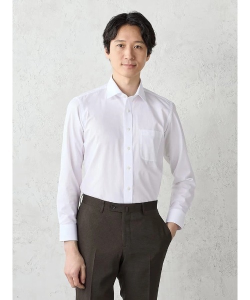 Perfect Suit FActory(パーフェクトスーツファクトリー)の「【ノンアイロン/WEB限定】長袖ワイシャツ【クラシコ】織柄 セミワイドカラー ホワイト(ビジネスシャツ・メンズ・ホワイト・首回り37cm-裄丈80cm/首回り45cm-裄丈86cm/首回り43cm-裄丈86cm/首回り41cm-裄丈84cm/首回り39cm-裄丈82cm)」の5枚目の写真