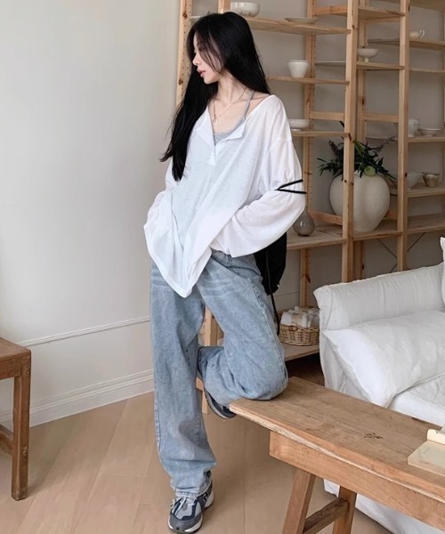 yuue' ( wear )(ユーイ)の「オーバーサイズヘンリーネックゆるロングTシャツ(Tシャツ/カットソー・レディース・ホワイト/ブラック/グレー・FREE)」の22枚目の写真