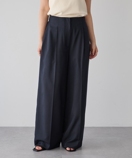 YECCA VECCA（イェッカヴェッカ）の「タックワイドパンツ（その他パンツ・レディース・ネイビー/ピンク/グレイッシュベージュ・S/M/M-L）」の3枚目の写真