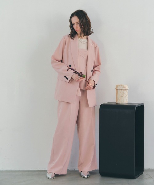 YECCA VECCA（イェッカヴェッカ）の「タックワイドパンツ（その他パンツ・レディース・ネイビー/ピンク/グレイッシュベージュ・S/M/M-L）」の4枚目の写真