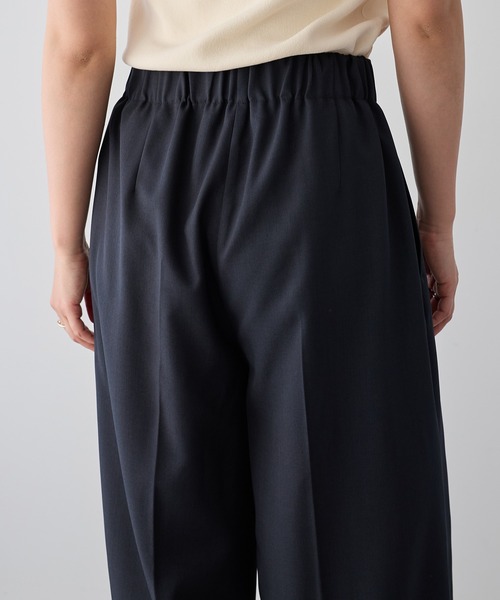 YECCA VECCA（イェッカヴェッカ）の「タックワイドパンツ（その他パンツ・レディース・ネイビー/ピンク/グレイッシュベージュ・S/M/M-L）」の19枚目の写真