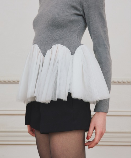 EIMY ISTOIRE（エイミーイストワール）の「【PRE ORDER】チュールペプラムニットプルオーバー（ニット/セーター・レディース・ホワイト/グレー/ピンクベージュ/ブラック・F）」の14枚目の写真