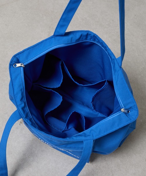 COLONY 2139（コロニートゥーワンスリーナイン）の「【LEI企画】撥水アウトポケットトートバッグ（ショルダーバッグ・レディース・ブラック/ブルー/ホワイト/ミント・FREE）」の19枚目の写真