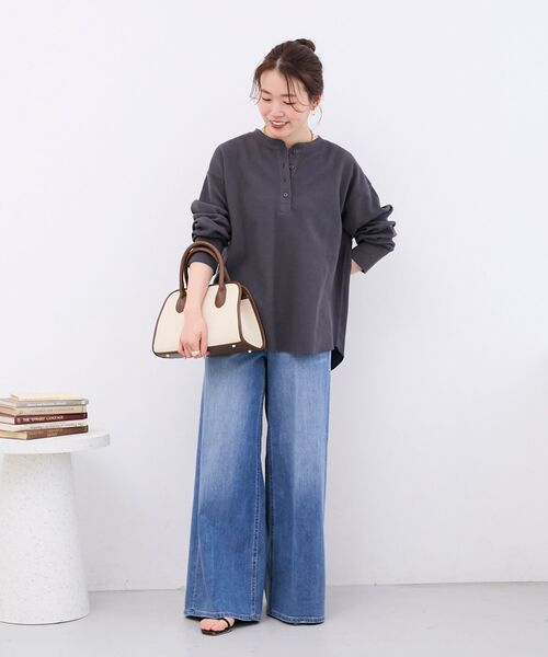 le.coeur blanc（ルクールブラン）の「サーマル裾ラウンドプルオーバー（Tシャツ/カットソー・レディース・ダークグレー/ホワイト・38）」の17枚目の写真