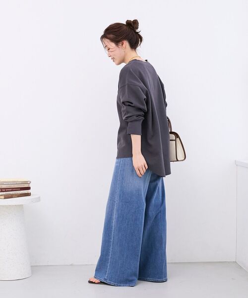 le.coeur blanc（ルクールブラン）の「サーマル裾ラウンドプルオーバー（Tシャツ/カットソー・レディース・ダークグレー/ホワイト・38）」の18枚目の写真