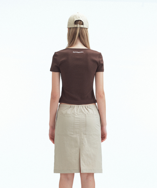 Rest&Recreation（レストアンドレクリエーション）の「HALF ZIP-UP TOP - BROWN（Tシャツ/カットソー・レディース・その他・ONE）」の4枚目の写真
