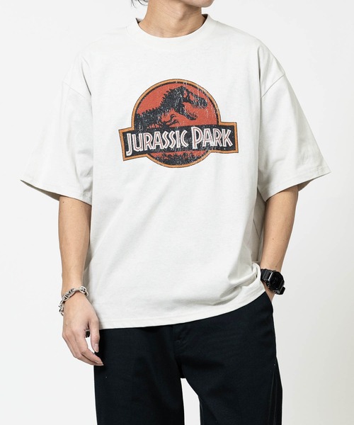 JOHN'S CLOSET（ジョンズクローゼット）の「【15】〔UNIVERSAL Pictures〕アイコンプリント ユーズドライク半袖Tシャツ（Tシャツ/カットソー・メンズ・ブラック系2/ブラック系1/ホワイト系1/ホワイト系2・MEDIUM/X-LARGE/LARGE）」の21枚目の写真
