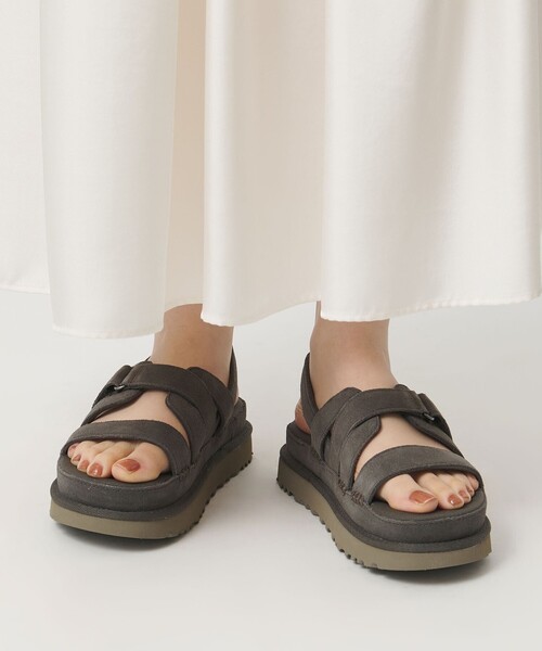 UGG＞ W GOLDENSTAR GLEAM（サンダル）｜UGG（アグ）のファッション