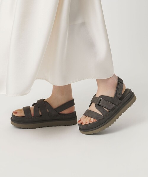 UGG(アグ)の「<UGG> W GOLDENSTAR GLEAM(サンダル・レディース・ブラウン系/ダークグレー・24.5cm/23cm/23.5cm/22cm/22.5cm/24cm/25cm)」の4枚目の写真