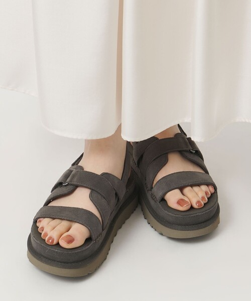 UGG(アグ)の「<UGG> W GOLDENSTAR GLEAM(サンダル・レディース・ブラウン系/ダークグレー・24.5cm/23cm/23.5cm/22cm/22.5cm/24cm/25cm)」の5枚目の写真