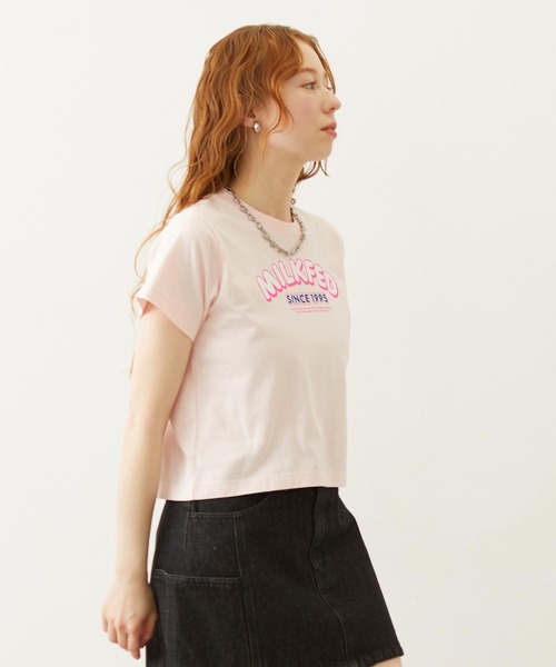 MILKFED.(ミルクフェド)の「ARCH LOGO COMPACT S/S TEE(Tシャツ/カットソー・レディース・ブラック/ライトピンク/オートミール・S/M)」の4枚目の写真