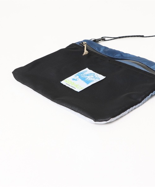 Gramicci（グラミチ）の「【GRAMICCI(グラミチ) 】LT. RIPSTOP SACOCHE（ショルダーバッグ・メンズ・イエロー/ブルー・FREE）」の11枚目の写真