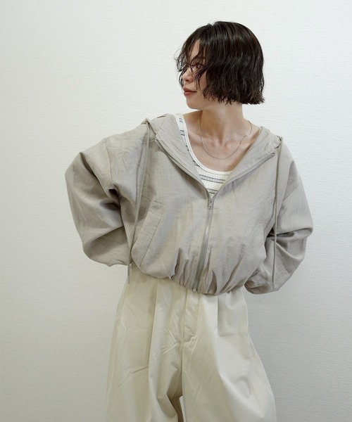 gossara（ゴサラ）の「シアーワッシャーZIPフーディー（シャツ/ブラウス・レディース・グレー/オフホワイト/グレイッシュベージュ・FREE）」の6枚目の写真