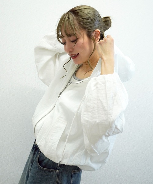 gossara(ゴサラ)の「【大人カジュアルにぴったり】シアーワッシャーZIPフーディー(ブルゾン・レディース・グレー/オフホワイト/グレイッシュベージュ・FREE)」の16枚目の写真