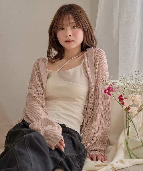 mideal（マイディール）の「layered style cross design camisole / レイヤードスタイルクロスデザインキャミソール（キャミソール・レディース・アイボリー/ブラック・FREE）」の8枚目の写真