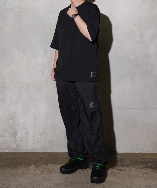 TAION(タイオン)の「TAION / タイオン BASIC SPORTS LIGHT PANTS (TAION-131PTTWBS) ライトナイロン ロングパンツ(その他パンツ・メンズ・ブラック・MEDIUM/LARGE/X-LARGE)」の3枚目の写真