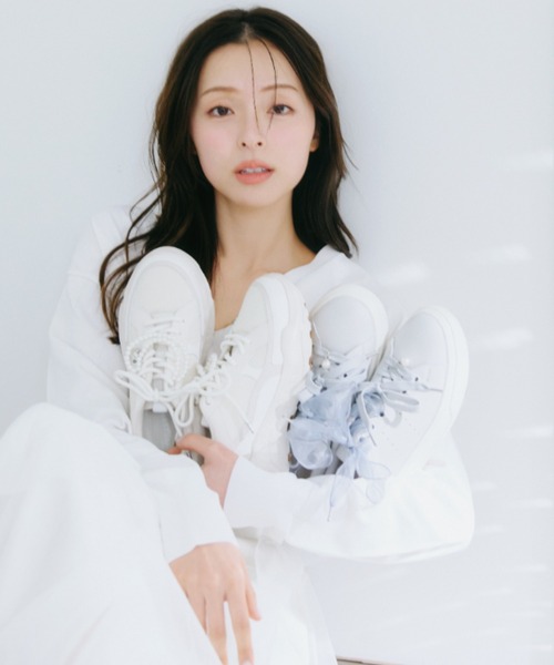 JILL by JILL STUART(ジルバイジルスチュアート)の「オリジナルスニーカー(スニーカー・レディース・グレー/ホワイト・SMALL/LARGE/MEDIUM)」の6枚目の写真
