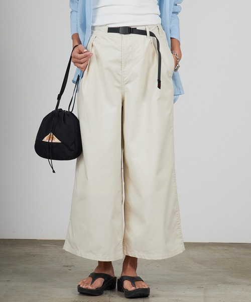 Gramicci(グラミチ)の「Gramicci/グラミチ T/C TWILL BAGGY PANT バギーパンツ ワイドパンツ フロントタック ベルト内蔵 秋 秋服 2026年秋冬(チノパンツ・レディース・チャコールグレー/アイボリー/ブラック/ベージュ・M/L/S)」の2枚目の写真