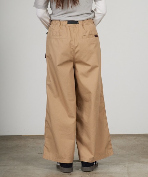 Gramicci(グラミチ)の「Gramicci/グラミチ T/C TWILL BAGGY PANT バギーパンツ ワイドパンツ フロントタック ベルト内蔵 秋 秋服 2026年秋冬(チノパンツ・レディース・チャコールグレー/アイボリー/ブラック/ベージュ・M/L/S)」の19枚目の写真