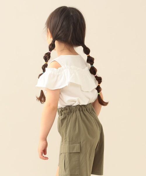 BEAMS mini(ビームスミニ)の「【WEB限定】フリル オフショル Tシャツ 2026SS(90~140cm)通学 定番 プチプラ キッズ(Tシャツ/カットソー・キッズ・ネイビー/オフホワイト・100/110/120/130/140/90)」の17枚目の写真