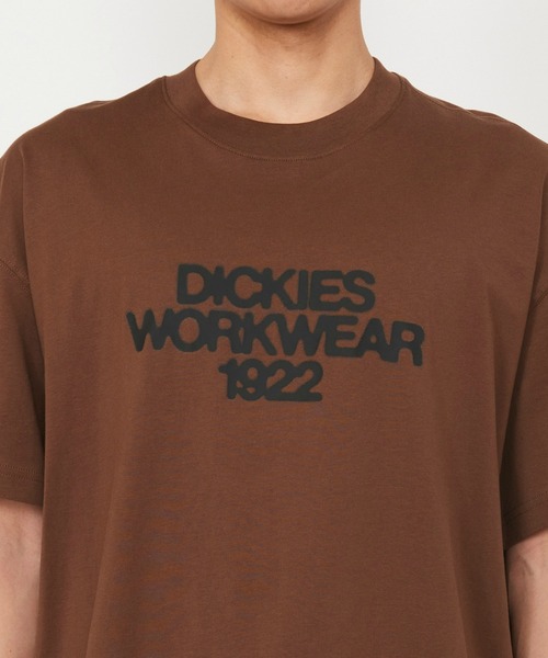 Dickies(ディッキーズ)の「Dickies/ディッキ-ズ トーリーTシャツ/ロゴTシャツ/半袖Tシャツ(Tシャツ/カットソー・メンズ・ホワイト/ブラウン・MEDIUM/LARGE/X-LARGE/SMALL)」の9枚目の写真