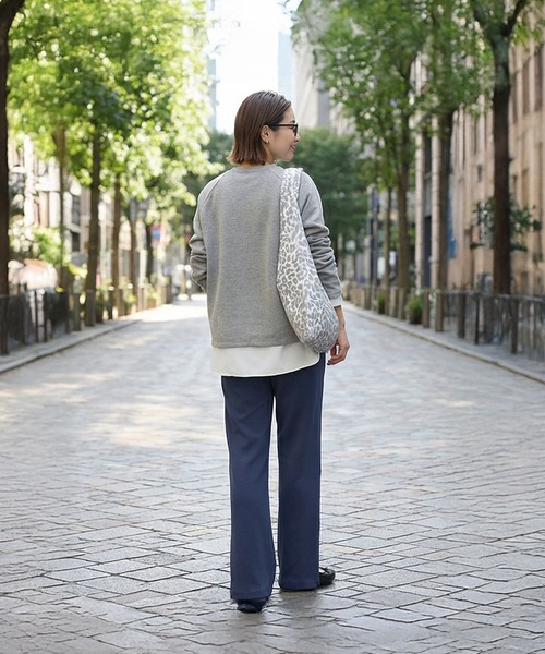 STYLE DELI（スタイルデリ）の「裾出しレイヤード用さらさらブラウス（シャツ/ブラウス・レディース・ホワイト・FREE）」の6枚目の写真