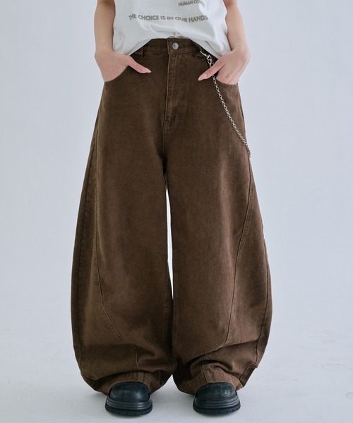 EPNK(イーピーエヌケー)の「Seamcurve cotton pants / シームカーブコットンパンツ(その他パンツ・メンズ・カーキ/ブラック/ブラウン・SMALL/MEDIUM/LARGE)」の2枚目の写真