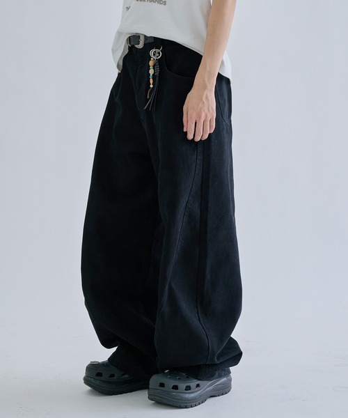 EPNK(イーピーエヌケー)の「Seamcurve cotton pants / シームカーブコットンパンツ(その他パンツ・メンズ・カーキ/ブラック/ブラウン・SMALL/MEDIUM/LARGE)」の16枚目の写真