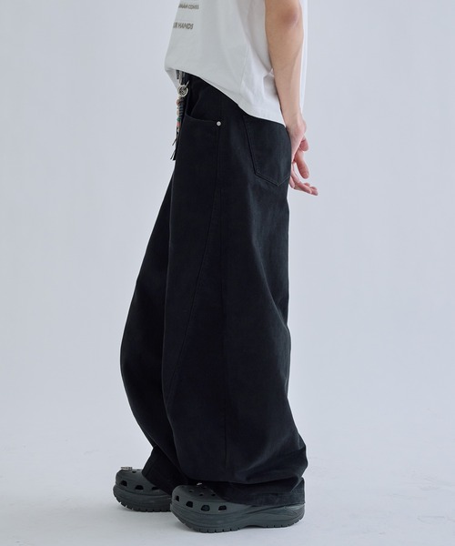 EPNK(イーピーエヌケー)の「Seamcurve cotton pants / シームカーブコットンパンツ(その他パンツ・メンズ・カーキ/ブラック/ブラウン・SMALL/MEDIUM/LARGE)」の17枚目の写真