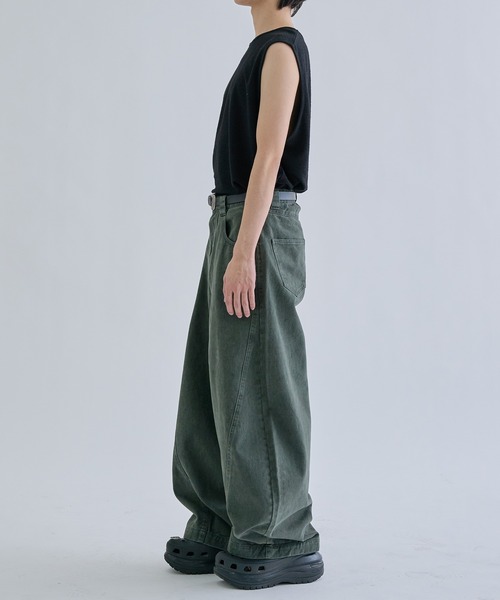 EPNK(イーピーエヌケー)の「Seamcurve cotton pants / シームカーブコットンパンツ(その他パンツ・メンズ・カーキ/ブラック/ブラウン・SMALL/MEDIUM/LARGE)」の6枚目の写真