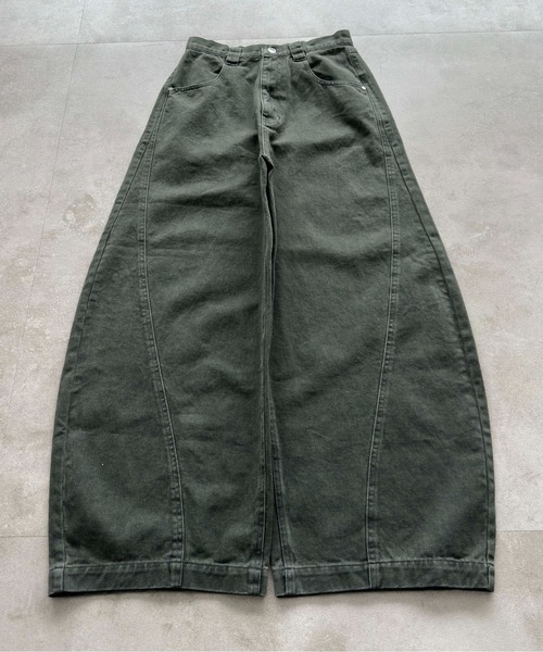 EPNK(イーピーエヌケー)の「Seamcurve cotton pants / シームカーブコットンパンツ(その他パンツ・メンズ・カーキ/ブラック/ブラウン・SMALL/MEDIUM/LARGE)」の8枚目の写真