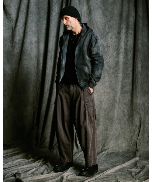 wjk(ダヴルジェイケイ)の「fade zip-up hoodie(ブルゾン・メンズ・ブラック/ベージュ/ネイビー・SMALL/MEDIUM/LARGE/X-LARGE)」の17枚目の写真