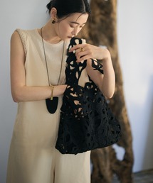 LAULEN（ローレン）の「botanical cutwork shoulder bag/ボタニカルカットワークショルダーバッグ（ショルダーバッグ）」