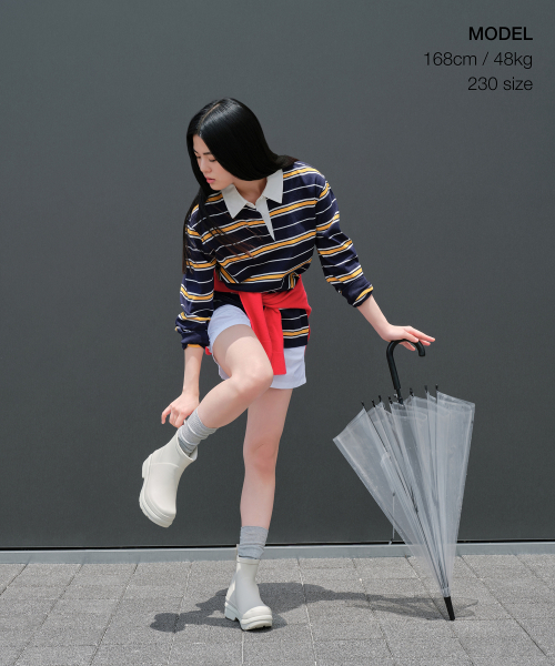 MUSINSA STANDARD WOMAN(ムシンサスタンダードウーマン)の「ウーマンズタイドレインブーツ【クリーム】(レインシューズ・レディース・その他・23cm/24cm/25cm)」の3枚目の写真