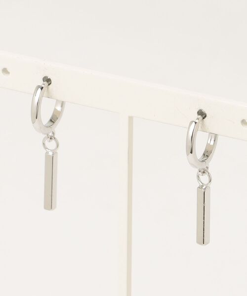 tunee(チュニー)の「【WARAIJOGO】EK286/ドロップフープリングピアス/両耳用(NEZ)(ピアス(両耳用)・メンズ・シルバー・FREE)」の7枚目の写真