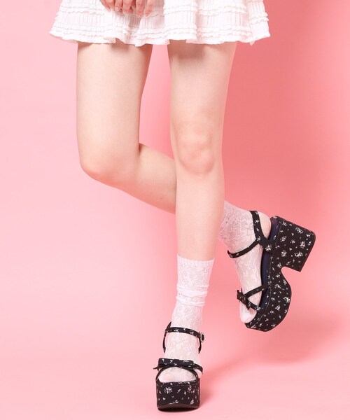 cs T&P(シーエスティーアンドピー)の「厚底バレーコアリボンサンダル(サンダル・レディース・ブラック系8/アイボリー/ブラック/ブラック系1・M/S/LL/L)」の6枚目の写真